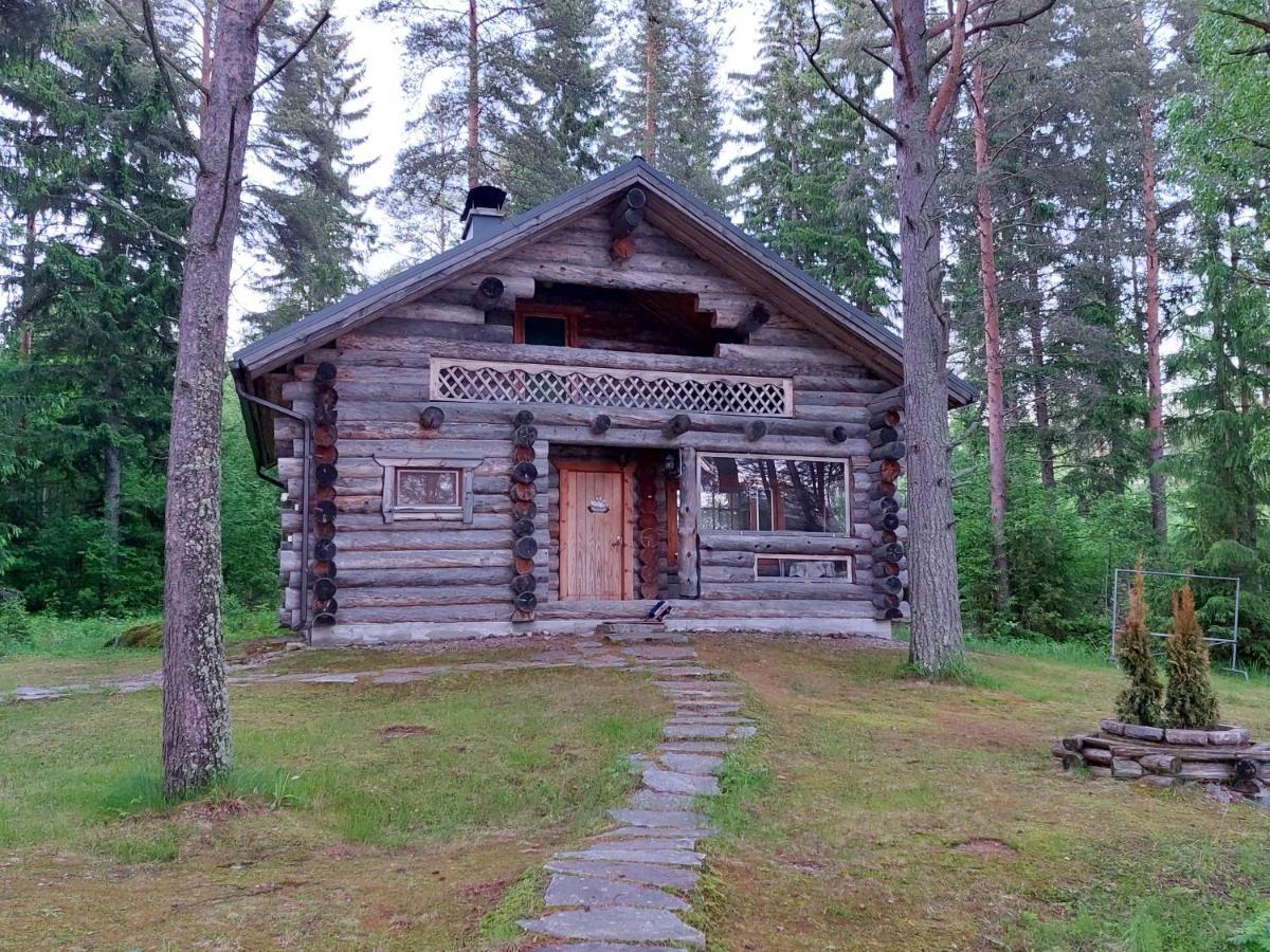 Kelola Cottage Keyritty Экстерьер фото