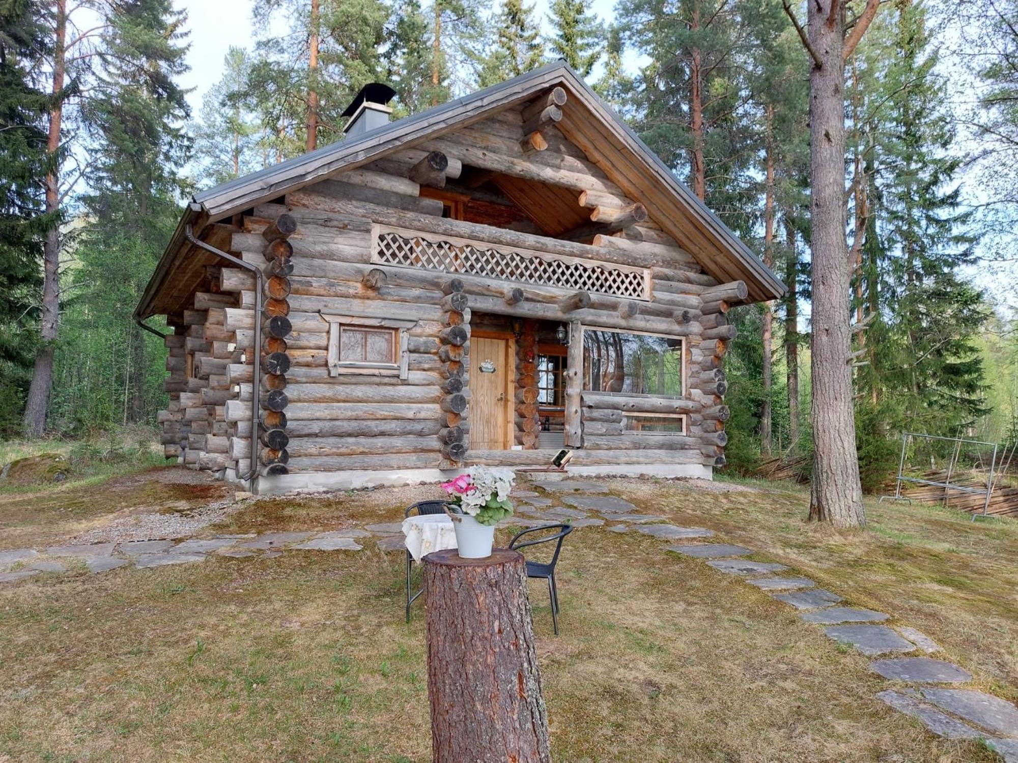 Kelola Cottage Keyritty Экстерьер фото